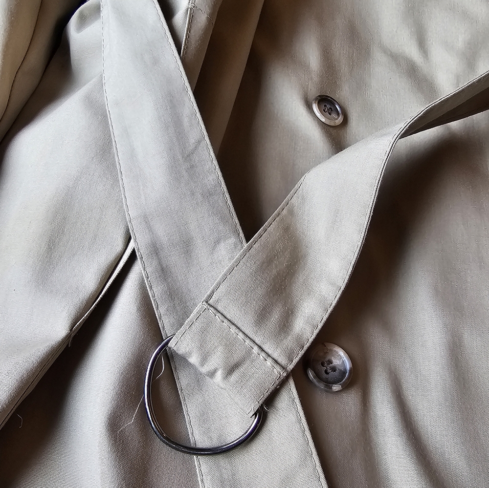 Vintage London Fog Womens Beige Double Breasted Trench Coat Size 20W/20 1/2 - Picture 7 of 10